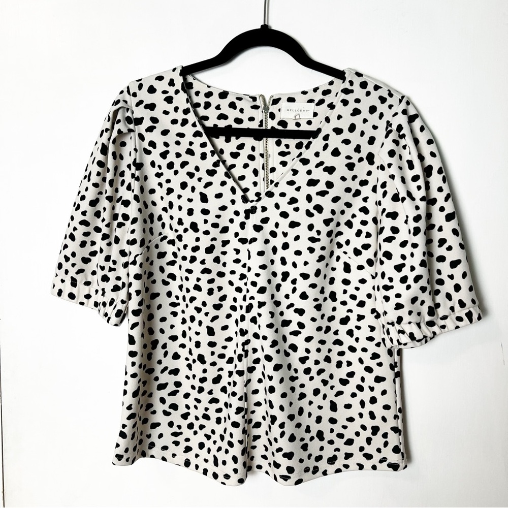 Melloday - Women’s Animal Print Blouse Back Zipper Black & White - Sz.‎ M
